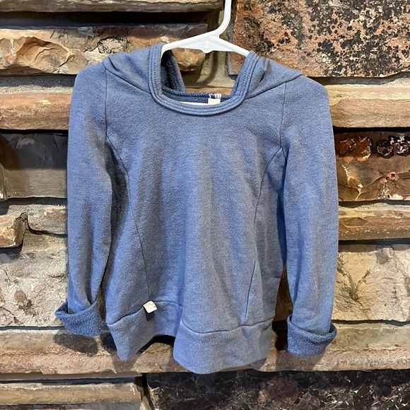 Childhoods Clothing Other - Childhoods Clothing Blue Beach Hoodie